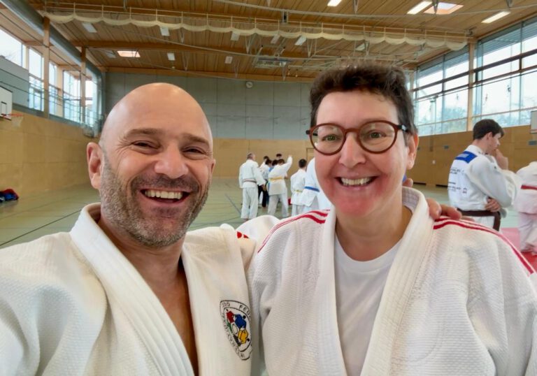 Denis Weisser und Cilia Evenblij aus der Schweiz (Technical Coordinator Judo bei Special Olympics Switzerland)